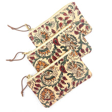Load image into Gallery viewer, Marari Quilted Indian Cotton Coin Pouch