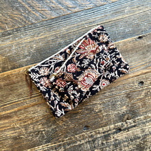 Load image into Gallery viewer, Leela Quilted Indian Cotton Medium Zipper Pouch