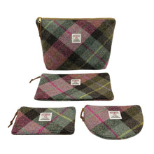 Load image into Gallery viewer, Tartan Curved Zipper Pouch