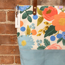 Load image into Gallery viewer, Rifle Paper Company Natural Floral Zipper Top Tote