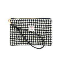 Load image into Gallery viewer, Black and White Houndstooth Wristlet