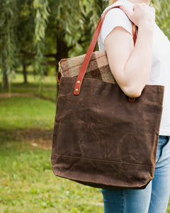Waxed Canvas Tote - Brown